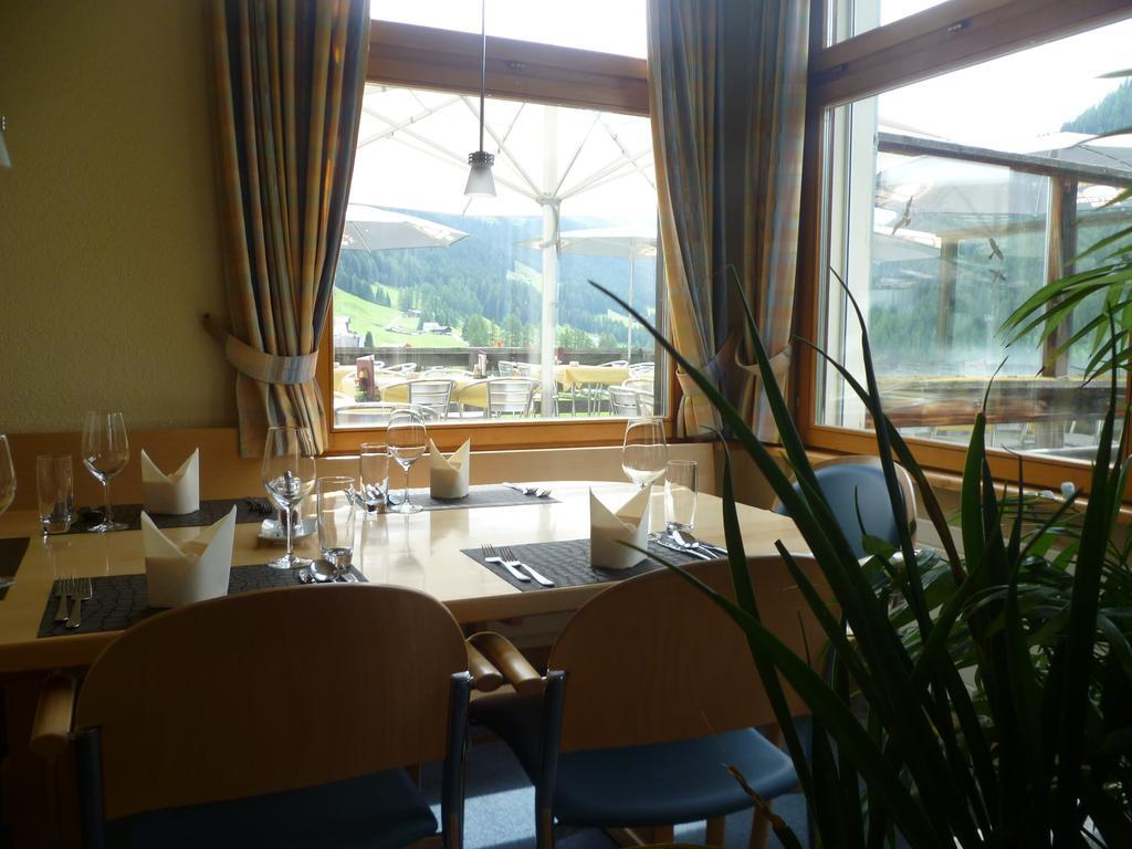 Sporthotel Clavadel Bagian luar foto